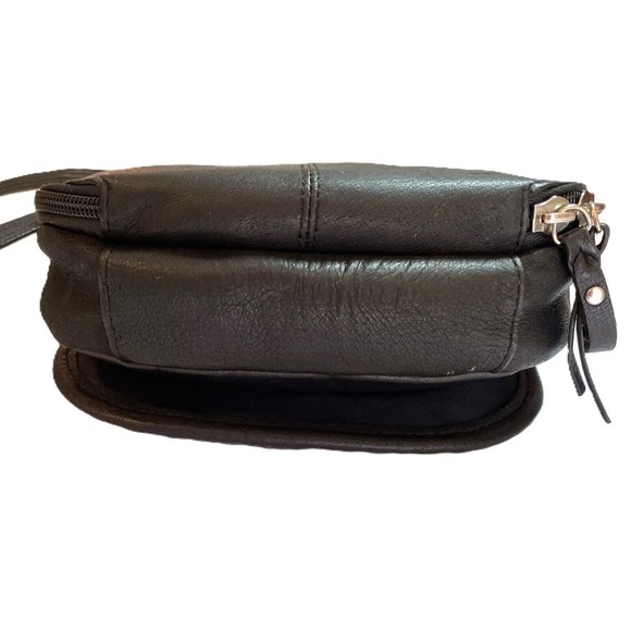 Gun Tote’n Mamas Conceal & Carry Handbag With Shoulder Strap - Picture 4 of 11